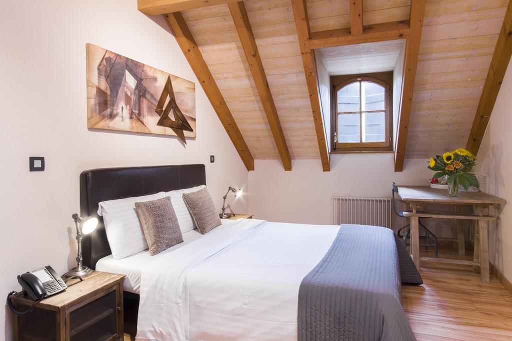 Auberge Communale De Carouge Exterior photo